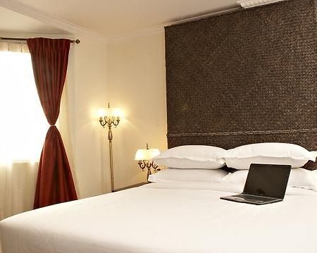 Shilton Royale Hotel บังกาลอร์ ภายนอก รูปภาพ