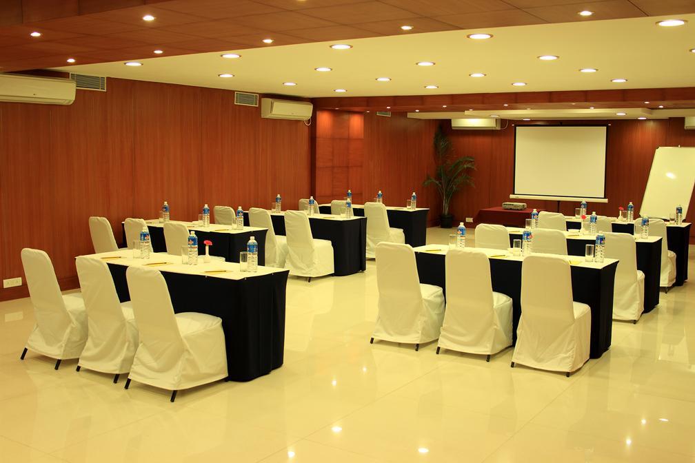 Shilton Royale Hotel บังกาลอร์ ภายนอก รูปภาพ